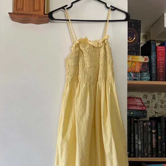 yellow fitted prom dresses Sparkly Rhinestone Plunging Neck Yellow Feathers Long Train Prom Dress